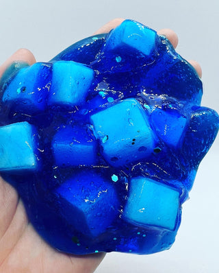 Blueberry jelly cubes